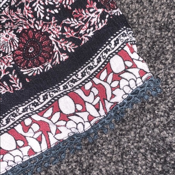 Patterned soft shorts - Picture 3 of 3